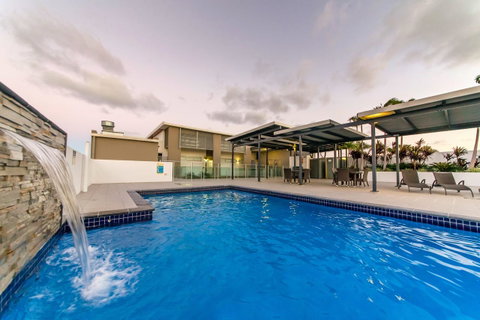 Echelon Apartments Yeppoon - Holiday Cairns 0