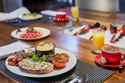 Hilton Brisbane - Holiday Cairns 12