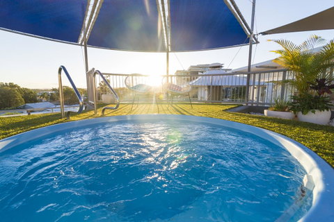 Beach Club Resort Mooloolaba - Holiday Cairns 37