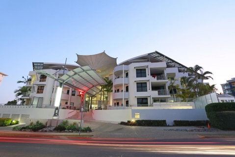 Beach Club Resort Mooloolaba - Holiday Cairns 44