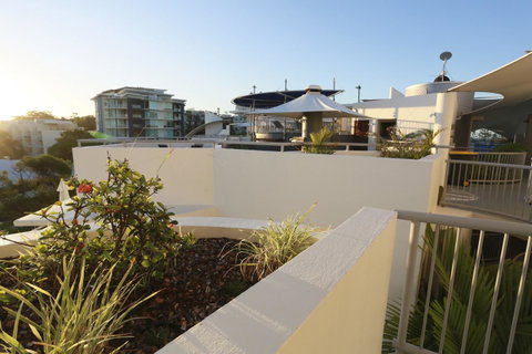 Beach Club Resort Mooloolaba - Holiday Cairns 27