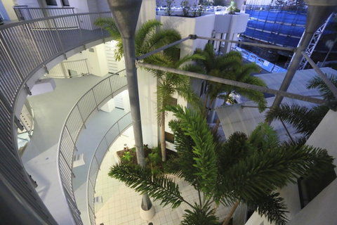 Beach Club Resort Mooloolaba - Holiday Cairns 12