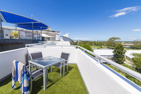 Beach Club Resort Mooloolaba - Holiday Cairns 34