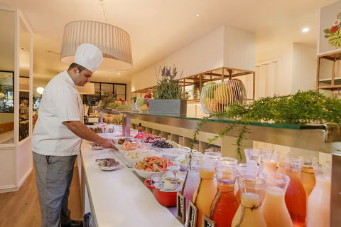 Pullman Brisbane King George Square - Holiday Cairns 11