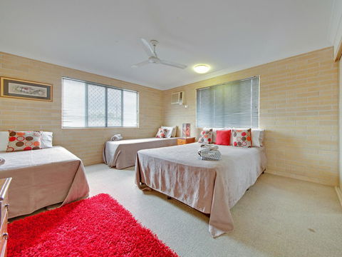 Murray Street Apartments - Holiday Cairns 9