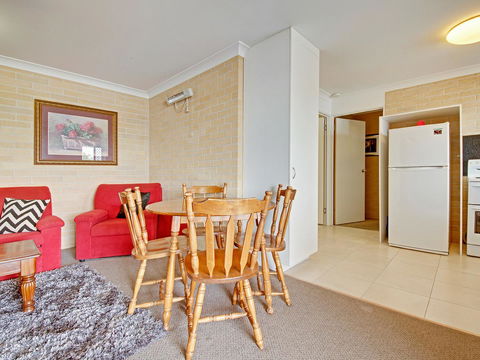 Murray Street Apartments - Holiday Cairns 10