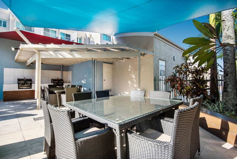 Sailport Mooloolaba Apartments - Holiday Cairns 9