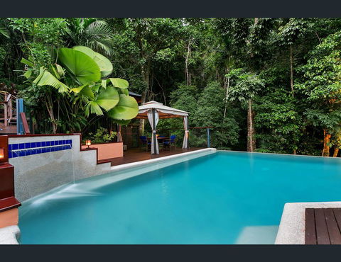Cairns Rainforest Retreat - Holiday Cairns 12