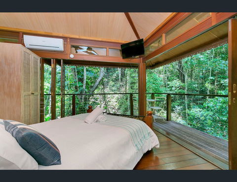 Cairns Rainforest Retreat - Holiday Cairns 9