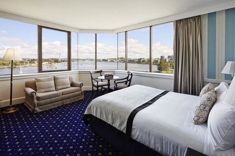 View Brisbane - Holiday Cairns 3