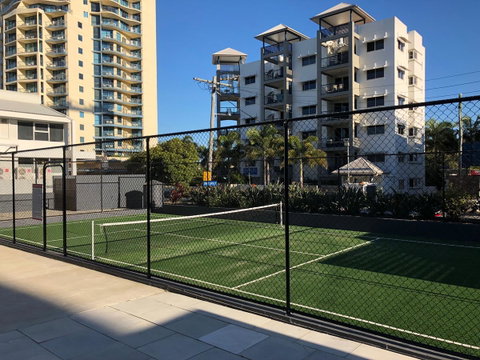Northwind Beachfront Apartments - Holiday Cairns 2