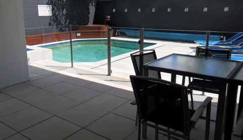 Northwind Beachfront Apartments - Holiday Cairns 12