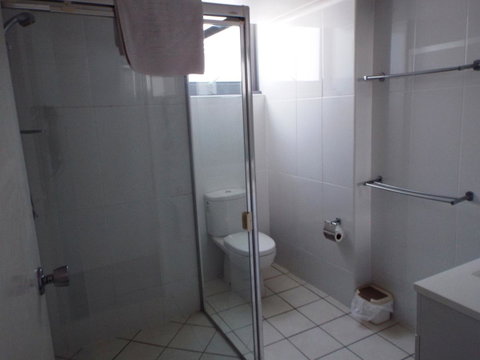 Northwind Beachfront Apartments - Holiday Cairns 23