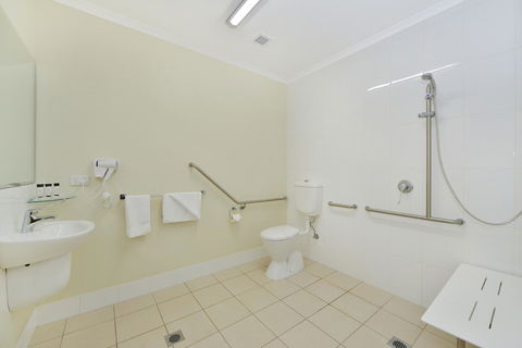 Cairns Queenslander Hotel & Apartments - Holiday Cairns 38