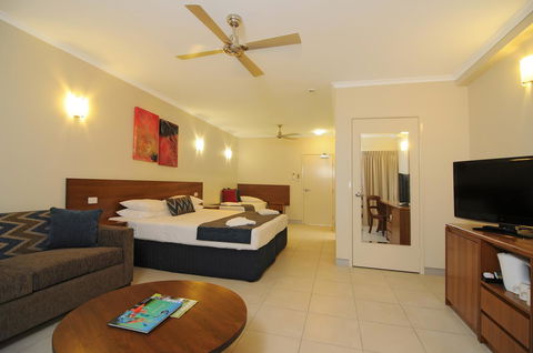 Cairns Queenslander Hotel & Apartments - Holiday Cairns 6