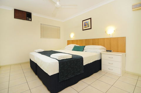 Cairns Queenslander Hotel & Apartments - Holiday Cairns 18