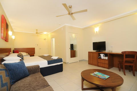 Cairns Queenslander Hotel & Apartments - Holiday Cairns 15