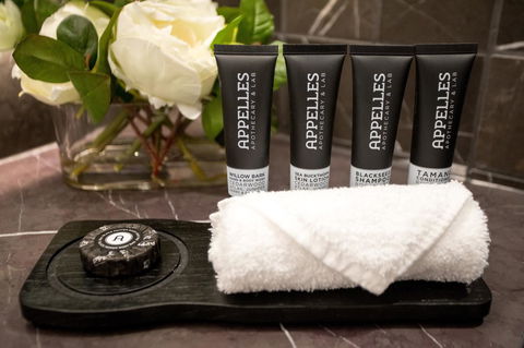 Eatons Hill Hotel - Holiday Cairns 23