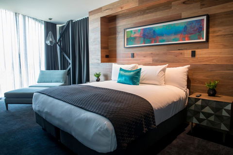 Eatons Hill Hotel - Holiday Cairns 24