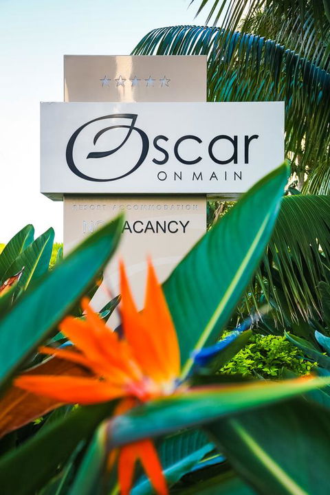 Oscar On Main Beach Resort - Holiday Cairns 11