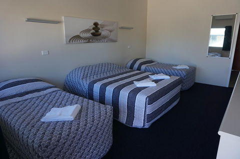YAL Cairns - A Motel That Makes A Difference - Holiday Cairns 17