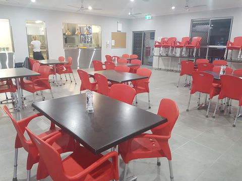 YAL Cairns - A Motel That Makes A Difference - Holiday Cairns 9