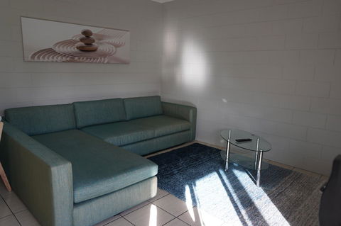YAL Cairns - A Motel That Makes A Difference - Holiday Cairns 22