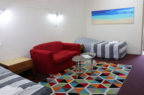 YAL Cairns - A Motel That Makes A Difference - Holiday Cairns 18
