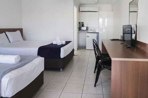 Sunshine Beach Resort - Holiday Cairns 9