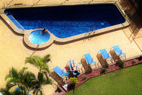 Equinox Resort - Holiday Cairns 7