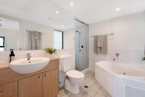 Oasis Apartments On Hamilton Island By HIHA - Holiday Cairns 16