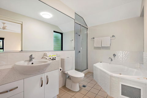 Oasis Apartments On Hamilton Island By HIHA - Holiday Cairns 25