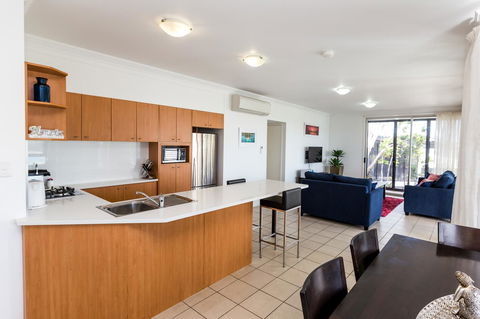 Oasis Apartments On Hamilton Island By HIHA - Holiday Cairns 3