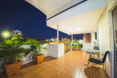 Cosmopolitan Motel & Serviced Apartments - Holiday Cairns 10