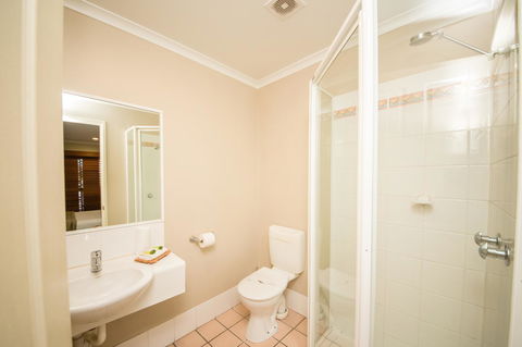 Cosmopolitan Motel & Serviced Apartments - Holiday Cairns 21