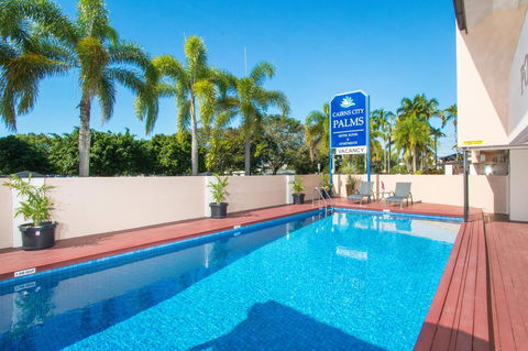 Cairns City Palms - Holiday Cairns 2