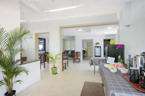 Cairns City Palms - Holiday Cairns 4