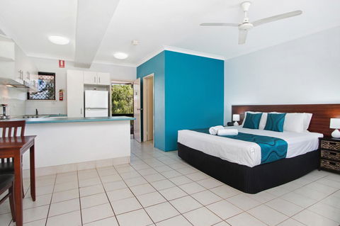Cairns City Palms - Holiday Cairns 14
