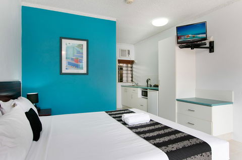 Cairns City Palms - Holiday Cairns 15