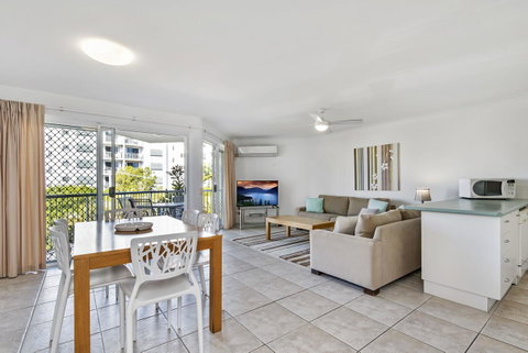 Dockside Apartments Mooloolaba - Holiday Cairns 15