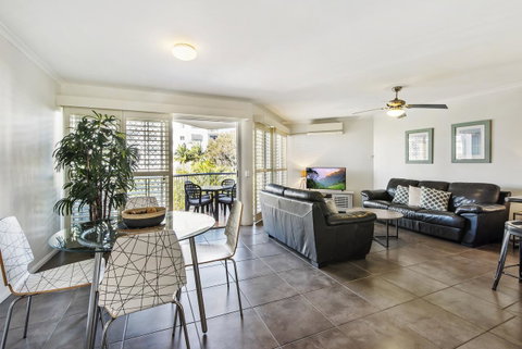 Dockside Apartments Mooloolaba - Holiday Cairns 23