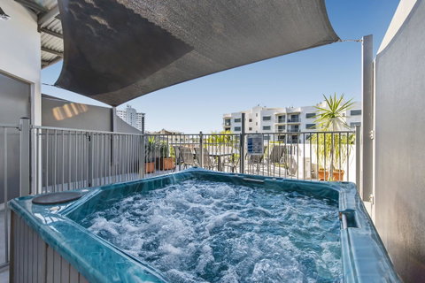 Dockside Apartments Mooloolaba - Holiday Cairns 10