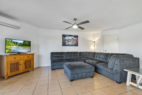 Dockside Apartments Mooloolaba - Holiday Cairns 4
