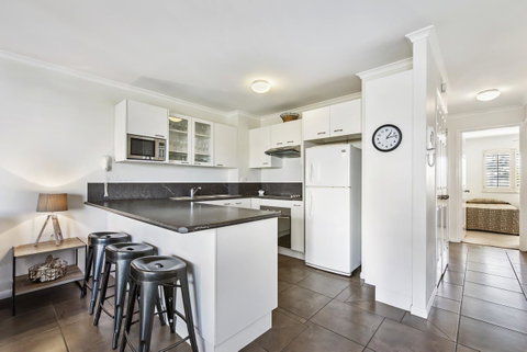 Dockside Apartments Mooloolaba - Holiday Cairns 24
