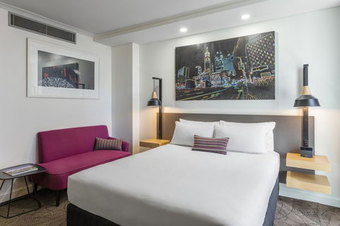 Mercure Brisbane King George Square - Holiday Cairns 2