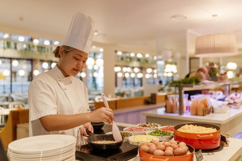 Mercure Brisbane King George Square - Holiday Cairns 7