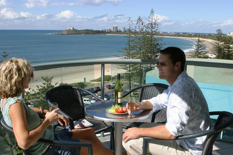 Malibu Apartments - Holiday Cairns 2