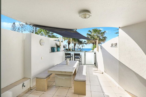 Malibu Apartments - Holiday Cairns 9