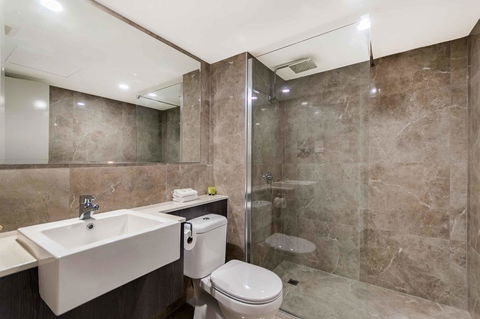Sunshine Tower Hotel - Holiday Cairns 23