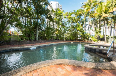Surfers Hawaiian Holiday Apartments - Holiday Cairns 22